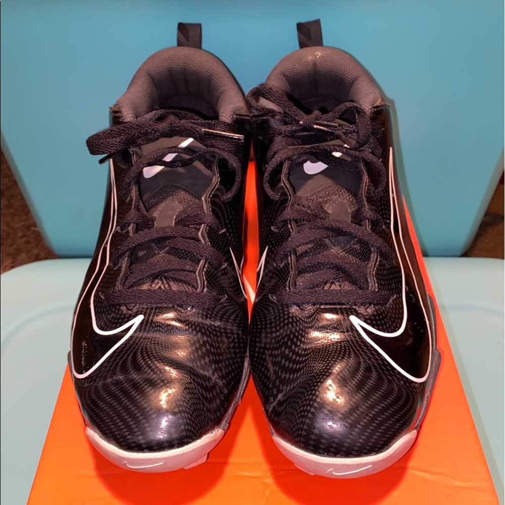 *PRICE DROP* Nike football cleats (Youth)